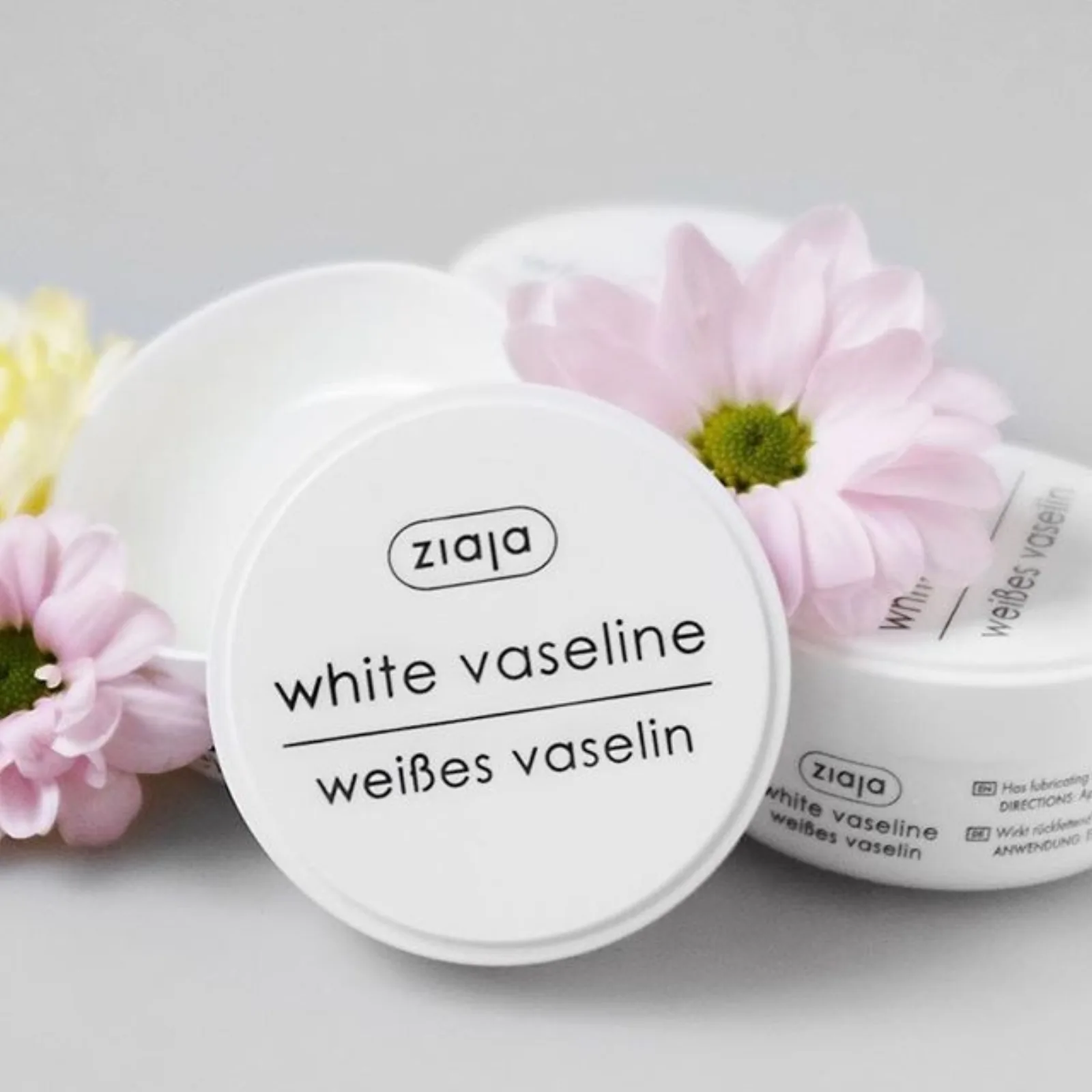 Sáp Vaseline Dưỡng Môi Tái Tạo Da Ziaja White Vaseline 30ml